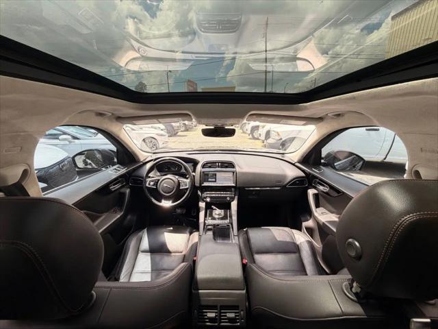 2019 Jaguar F-PACE 30t Prestige