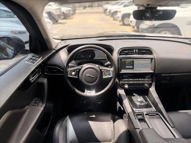 2019 Jaguar F-PACE 30t Prestige