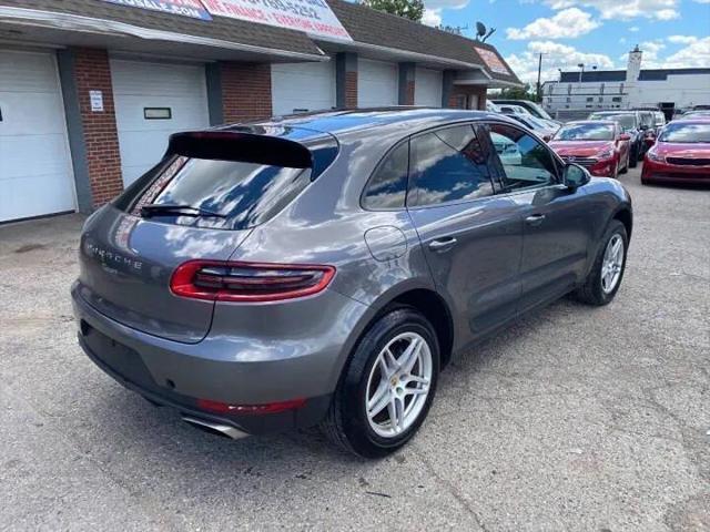 2018 Porsche Macan Base