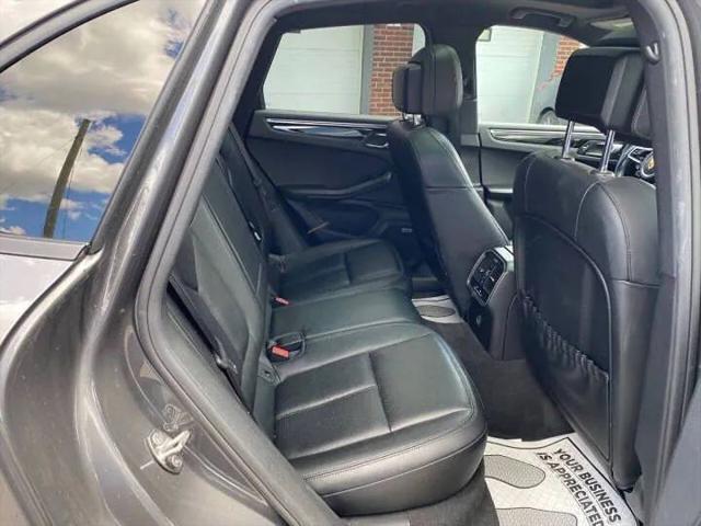 2018 Porsche Macan Base