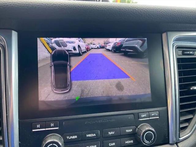 2018 Porsche Macan Base