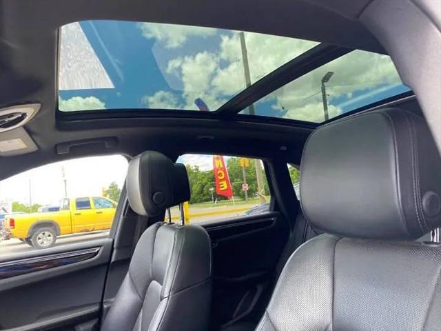 2018 Porsche Macan Base