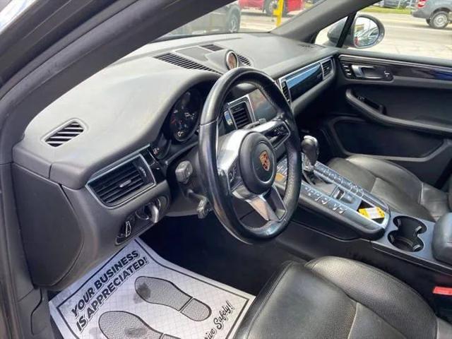 2018 Porsche Macan Base