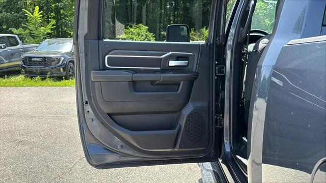2025 Ram 2500 Big Horn Crew Cab 4x4 64 Box