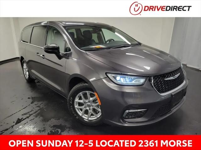 2023 Chrysler Pacifica Touring L for sale in Columbus, OH