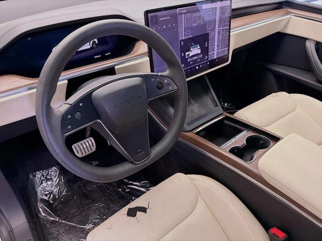 2023 Tesla Model X Standard Range