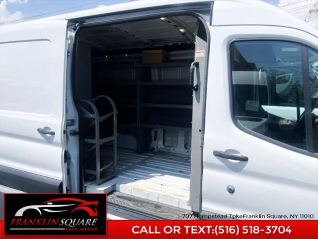 2017 Ford Transit Medium Roof w/Sliding Side Door w/RWB