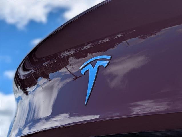 2019 Tesla Model 3 Mid Range