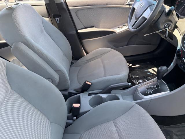 2013 Hyundai Accent GLS