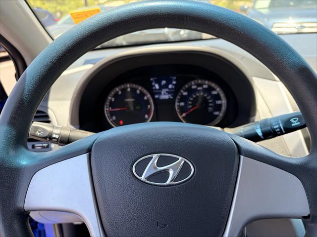 2013 Hyundai Accent GLS
