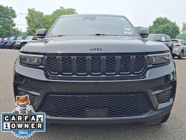 2023 Jeep Grand Cherokee Altitude 4x4 2023 Jeep Grand Cherokee Altitude 4x4