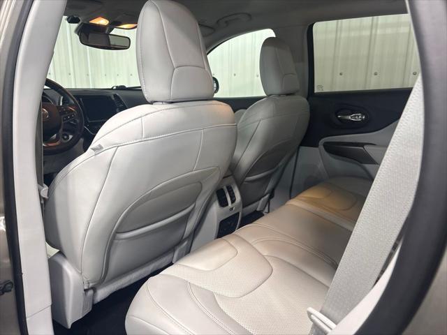 2019 Jeep Cherokee Limited FWD