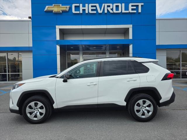 2020 Toyota RAV4 LE 2020 Toyota RAV4 LE