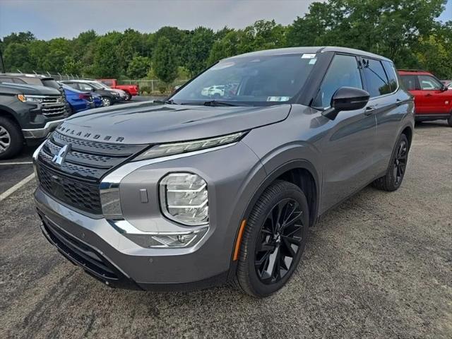 2022 Mitsubishi Outlander Black Edition S-AWC 2022 Mitsubishi Outlander Black Edition S-AWC