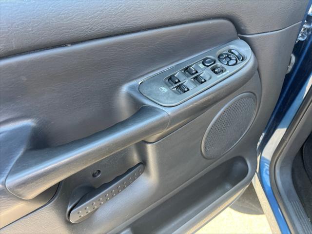 2005 Dodge Ram 3500 SLT/Laramie