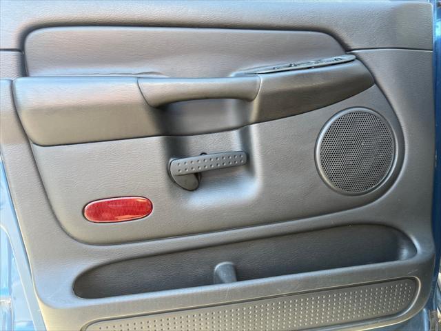 2005 Dodge Ram 3500 SLT/Laramie