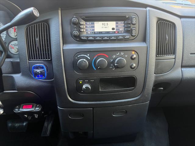 2005 Dodge Ram 3500 SLT/Laramie