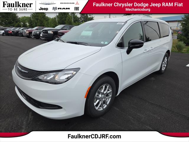 2027 Chrysler Pacifica LX for sale in Mechanicsburg, PA