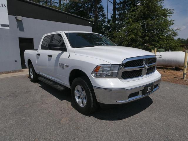 2019 Ram 1500 Classic SLT Crew Cab 4x4 64 Box