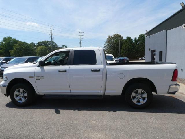 2019 Ram 1500 Classic SLT Crew Cab 4x4 64 Box
