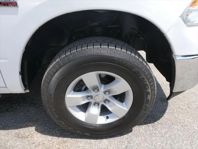 2019 Ram 1500 Classic SLT Crew Cab 4x4 64 Box