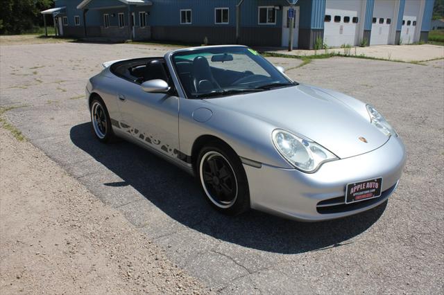 2004 Porsche 911 CARRERA