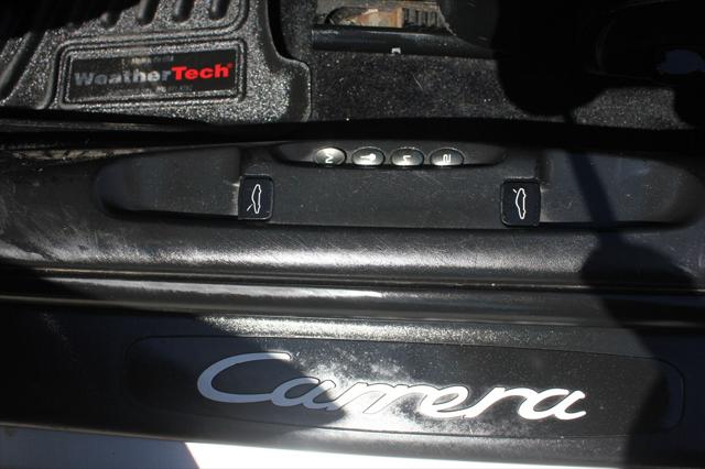 2004 Porsche 911 CARRERA
