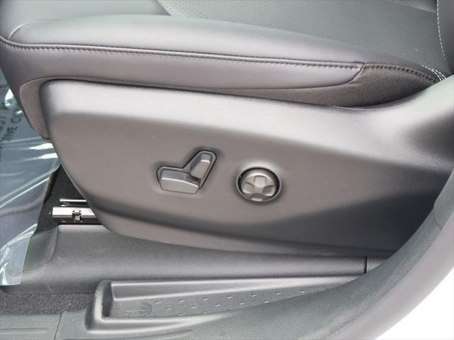 2027 Chrysler Pacifica LX