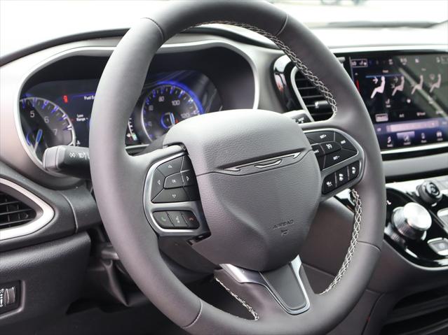 2027 Chrysler Pacifica LX