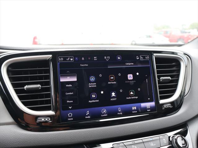 2027 Chrysler Pacifica LX