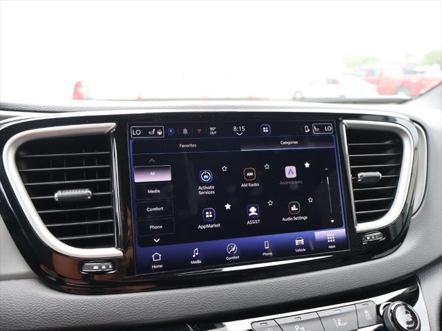 2027 Chrysler Pacifica LX