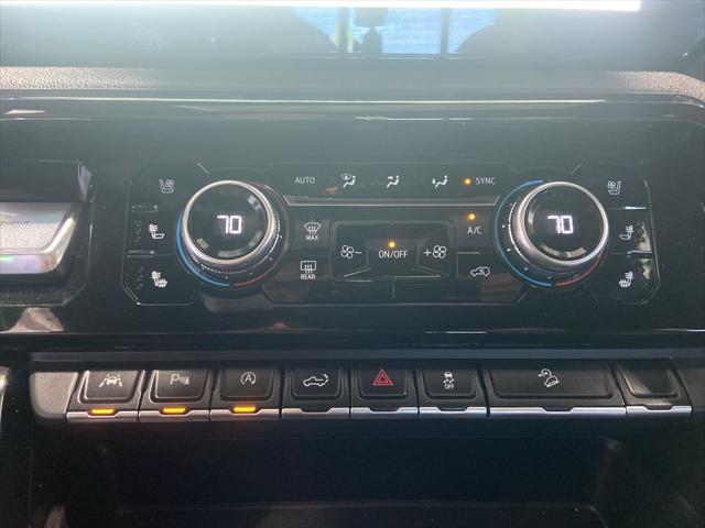 2024 GMC Sierra 1500 4WD Crew Cab Short Box AT4