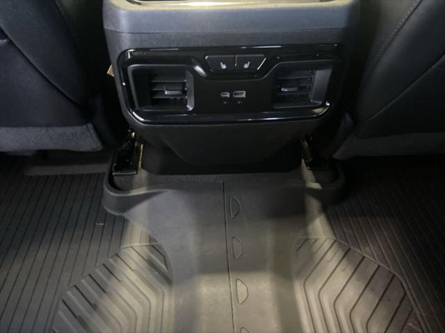 2024 GMC Sierra 1500 4WD Crew Cab Short Box AT4
