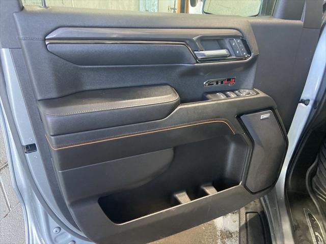 2024 GMC Sierra 1500 4WD Crew Cab Short Box AT4