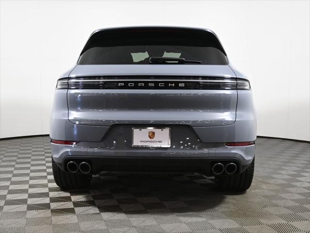 2026 Porsche Cayenne E-Hybrid Unknown