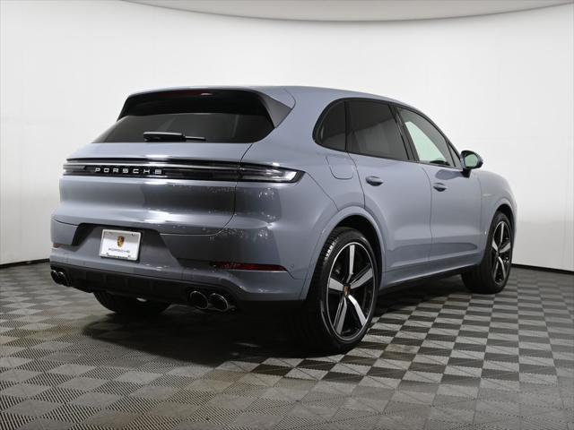 2026 Porsche Cayenne E-Hybrid Unknown