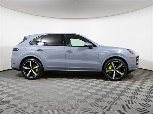 2026 Porsche Cayenne E-Hybrid Unknown