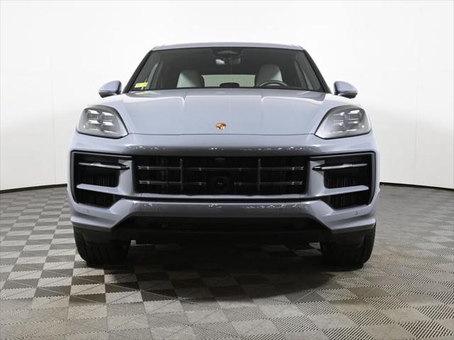 2026 Porsche Cayenne E-Hybrid Unknown