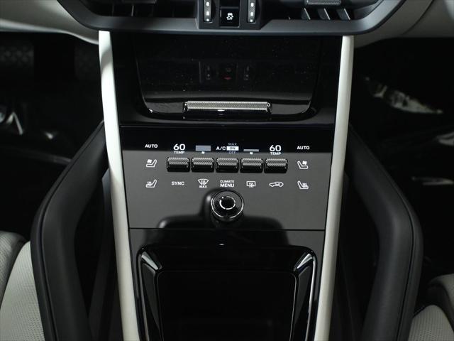 2026 Porsche Cayenne E-Hybrid Unknown