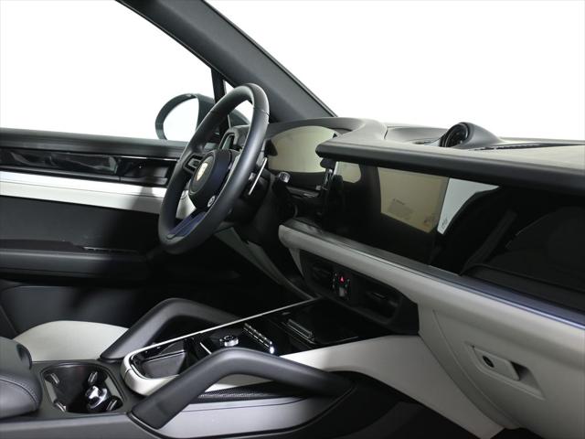 2026 Porsche Cayenne E-Hybrid Unknown
