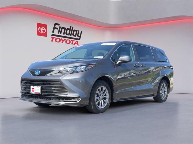 2025 Toyota Sienna LE for sale in Henderson, NV
