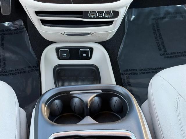 2021 Chrysler Pacifica Touring L