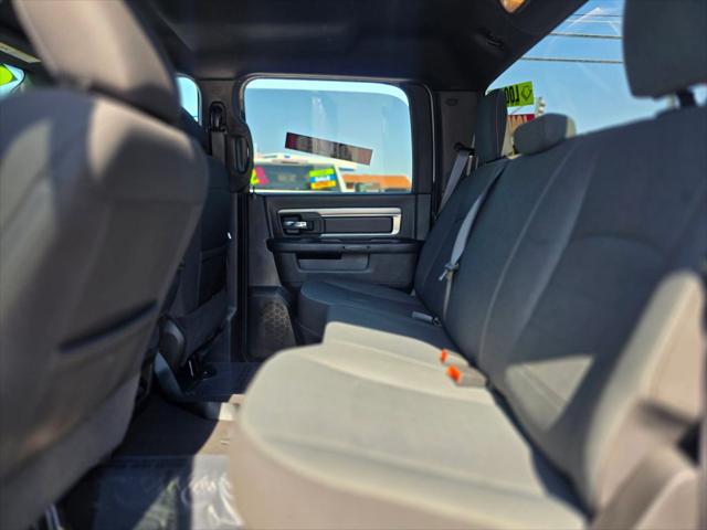 2024 Ram 1500 Classic Warlock Crew Cab 4x2 57 Box