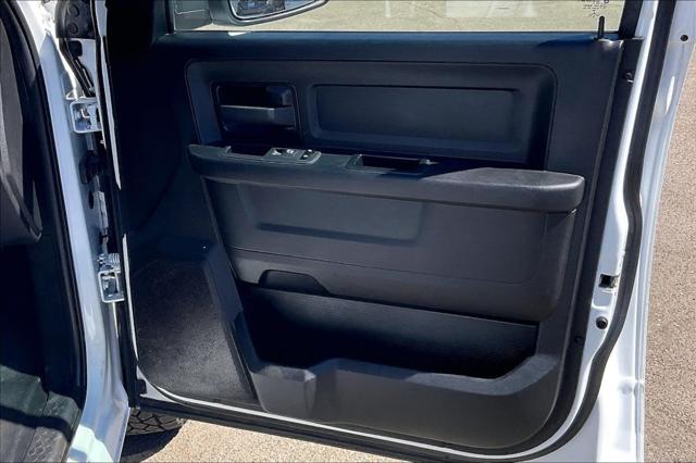 2022 Ram 1500 Classic Tradesman Crew Cab 4x4 57 Box