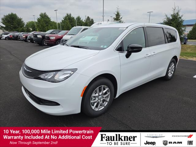 2027 Chrysler Pacifica LX for sale in Mechanicsburg, PA