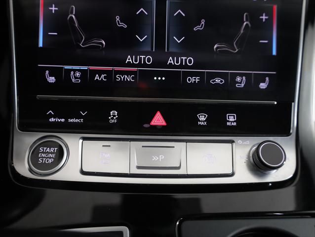 2023 Audi Q8 Prestige 55 TFSI quattro Tiptronic