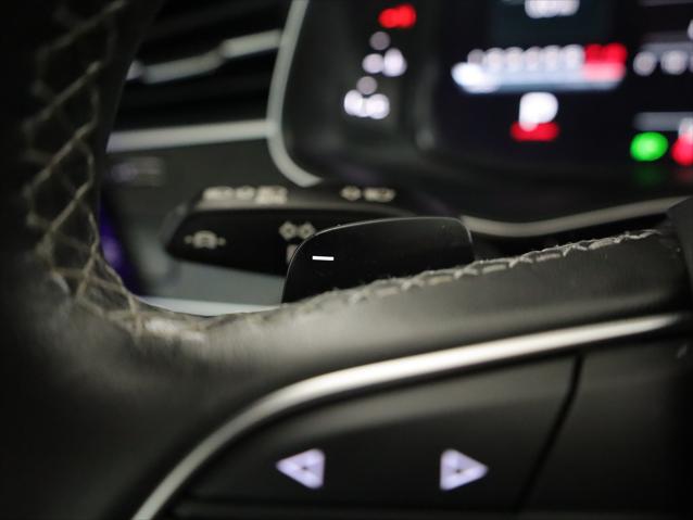2023 Audi Q8 Prestige 55 TFSI quattro Tiptronic