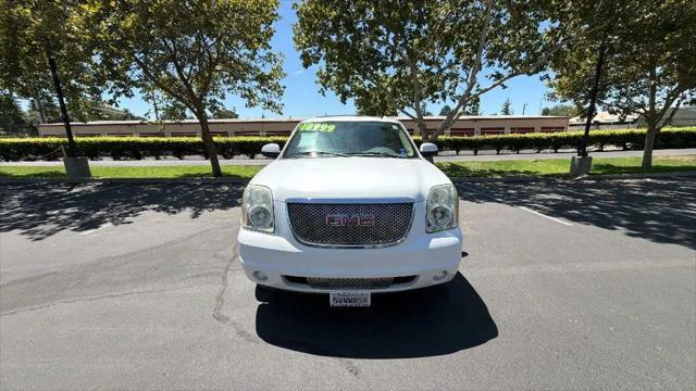 2007 GMC Yukon Denali for sale in Oakdale, CA
