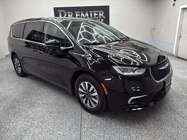 2024 Chrysler Pacifica Hybrid Select for sale in Twin Falls, ID