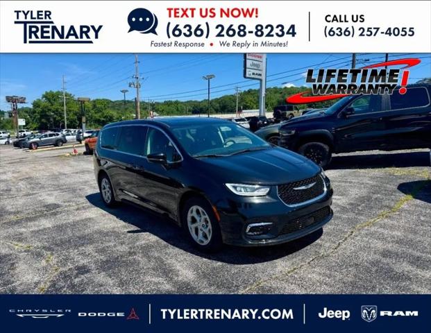 2024 Chrysler Pacifica Limited for sale in Pacific, MO